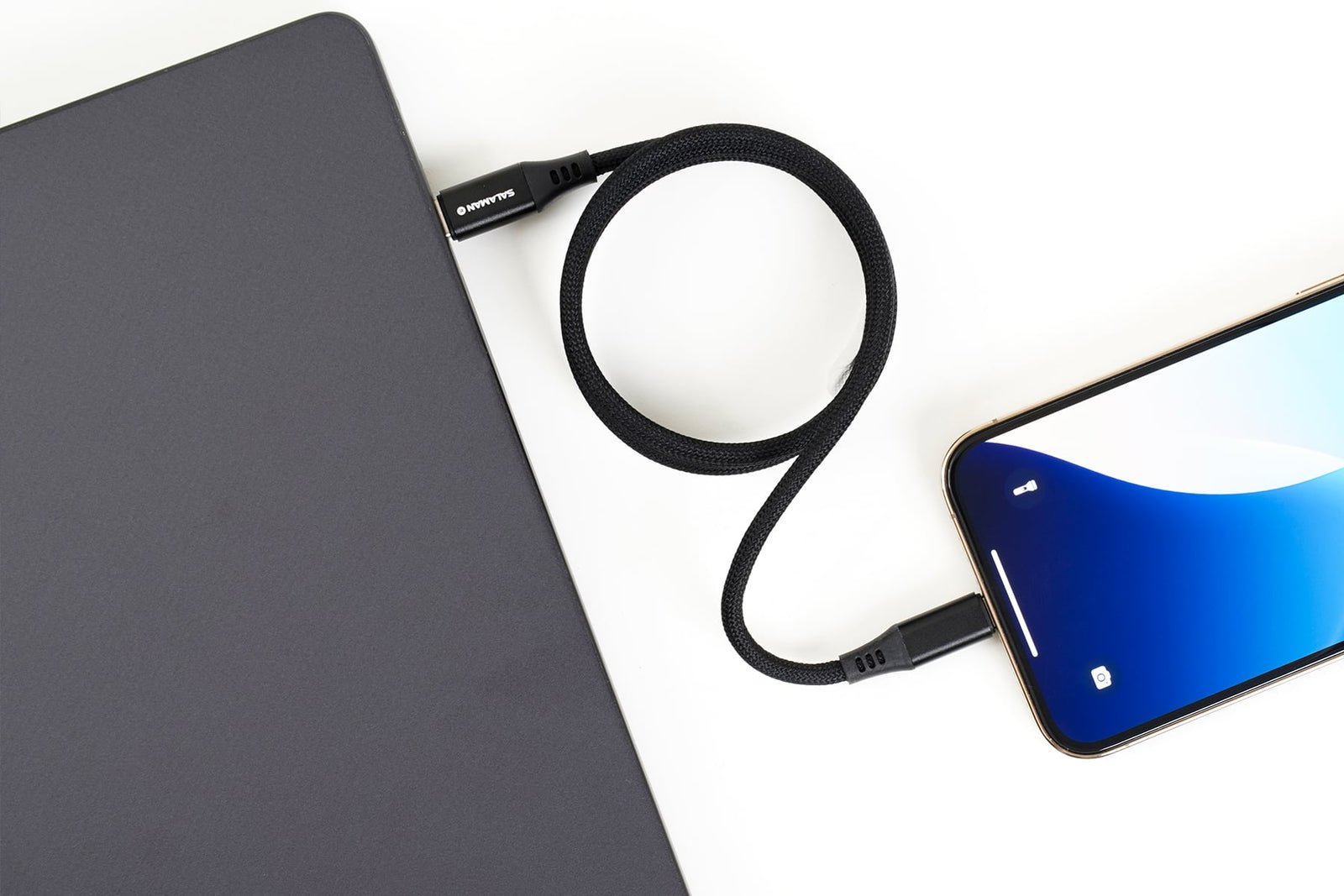 Salaman Edge SR USB-C to USB-C Cable 60W Retractable Braided